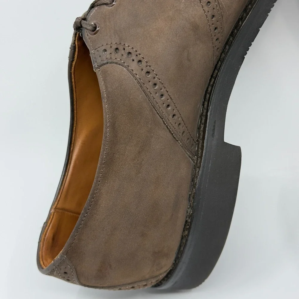 Allen Edmonds Oxfords Mens 13 AA Narrow Nubuck Vibram Gumlite Brown Brogue Suede
